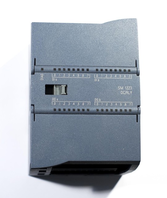 SM 1223 DC/RLY, 16 DI/16 DO